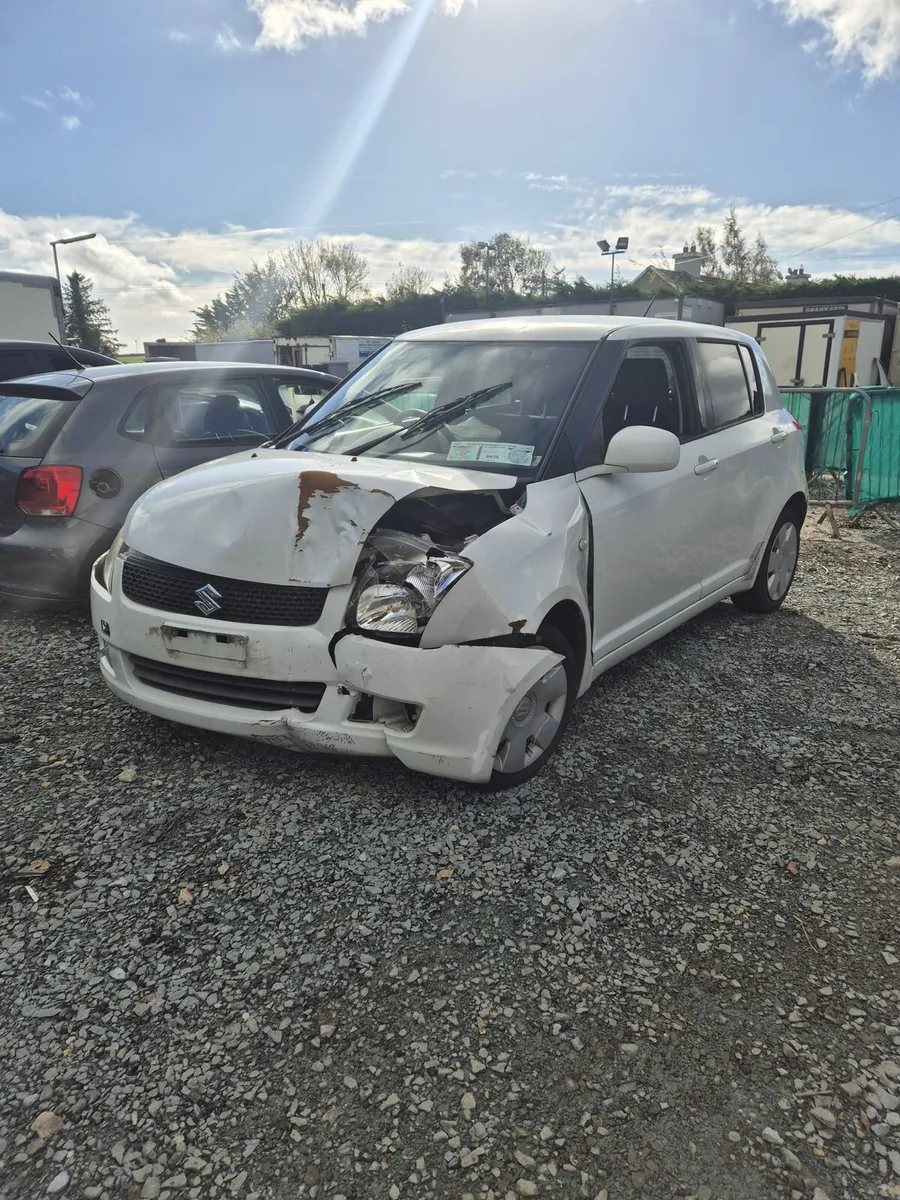 Suzuki Swift - Breaking only - Image 4