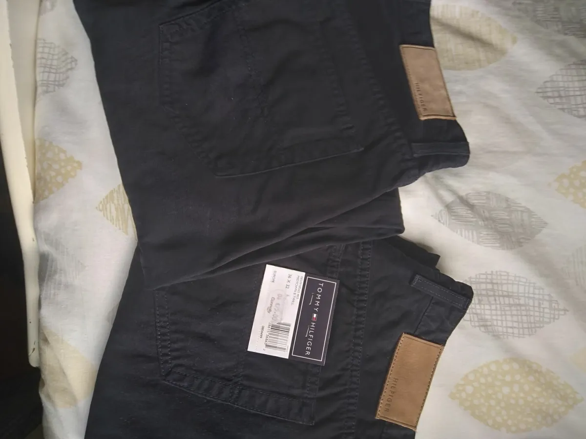 Tommy Hilfiger Mens pants - Image 4