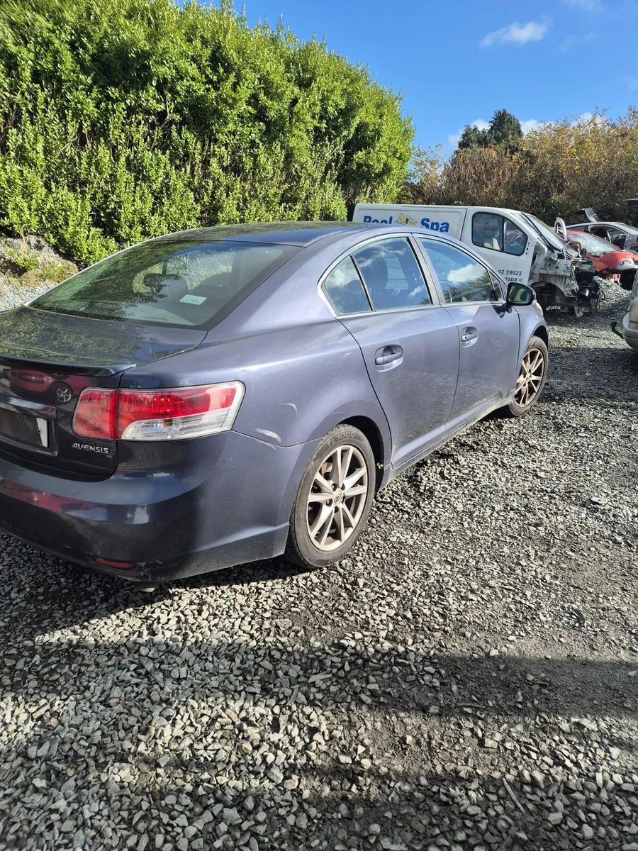 Toyota Avensis - Breaking only - Image 3