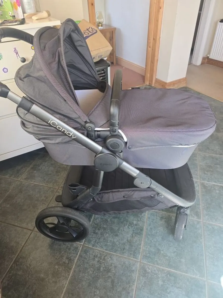 iCandy orange buggy and bassinet - Image 4