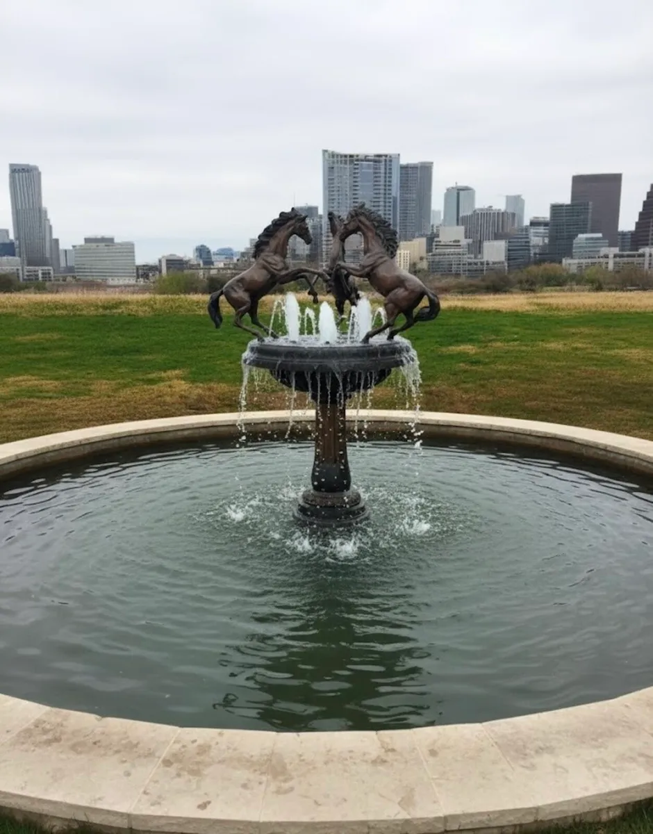 Bronze 3 horses fountain - Image 3