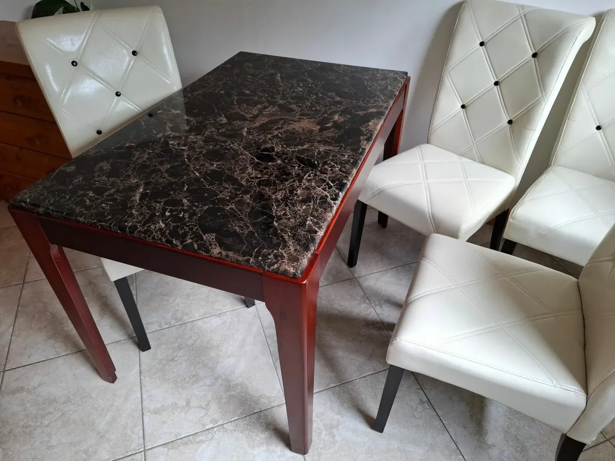 Kitchen Table and Chairs - Image 3