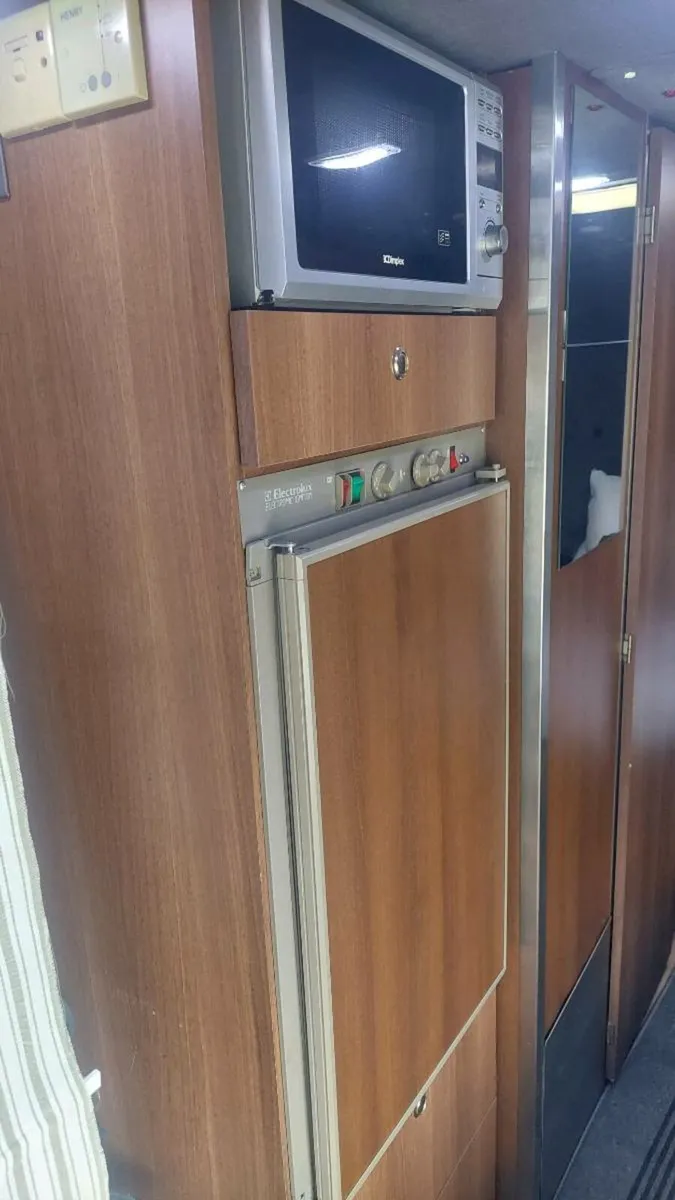 Mercedes Sprinter - Image 4