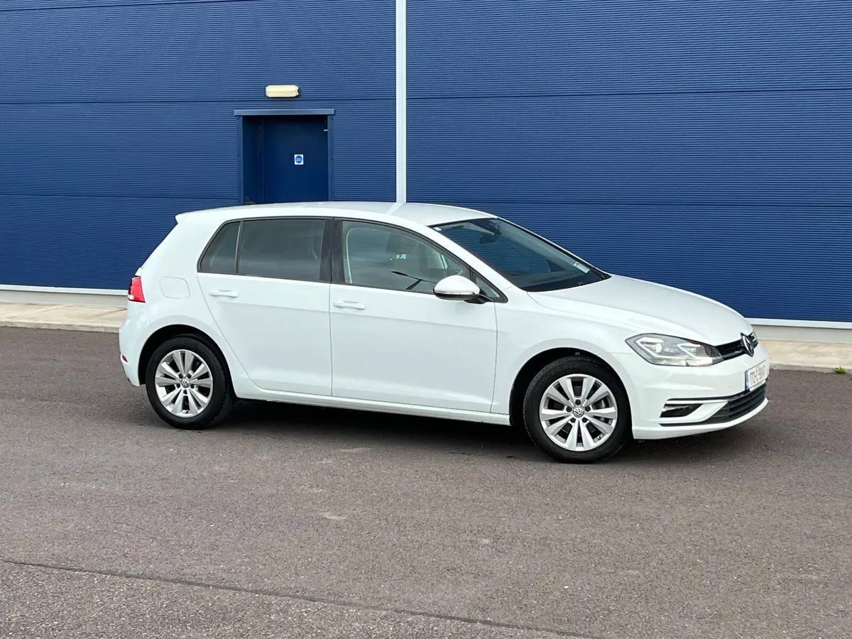 172 VW Golf 1.2 tsi DSG Massive spec white - Image 4