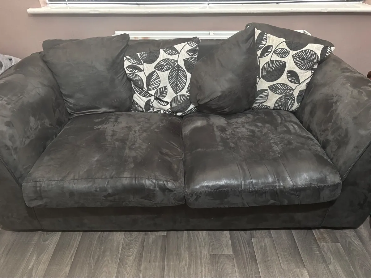 Suite - Image 1