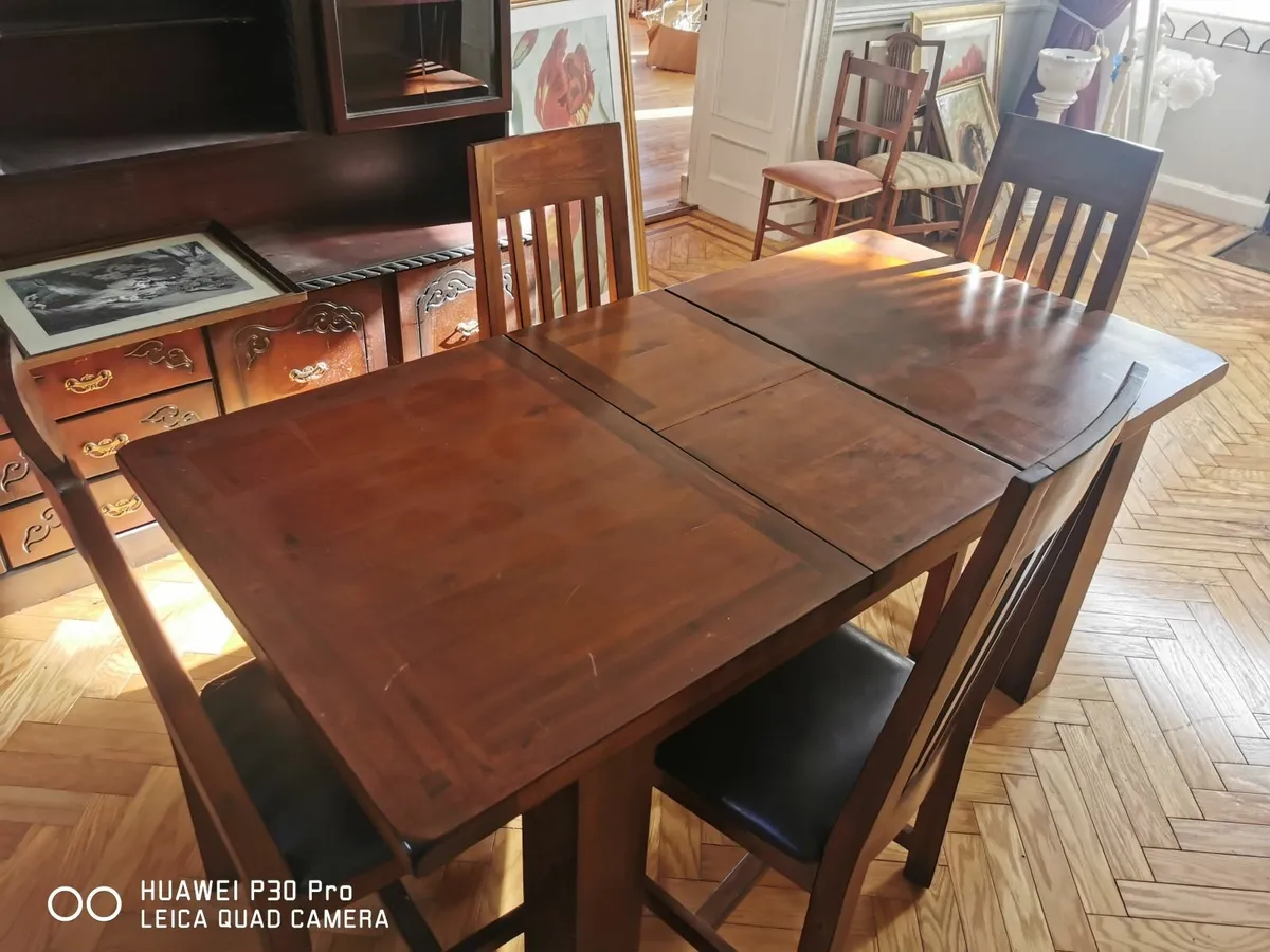 Dining room table and chairs - Image 1