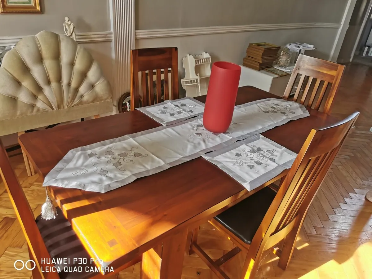 Dining room table and chairs - Image 3