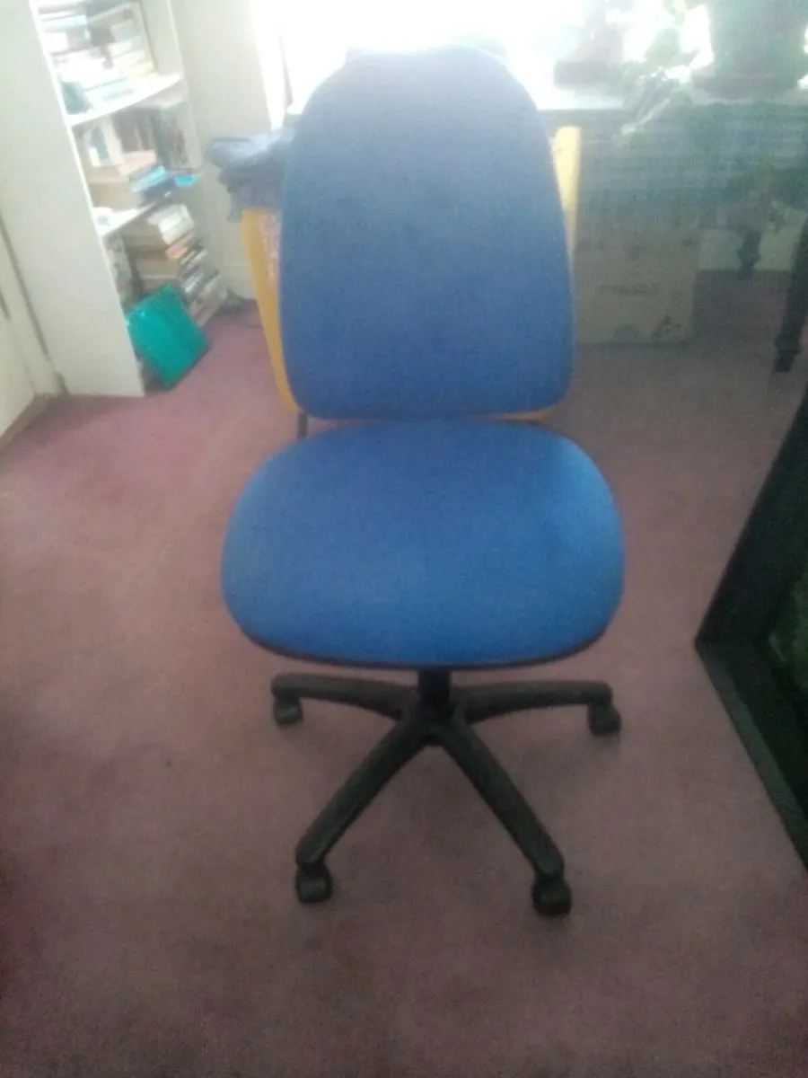 Office/Study/Games chair - Image 2