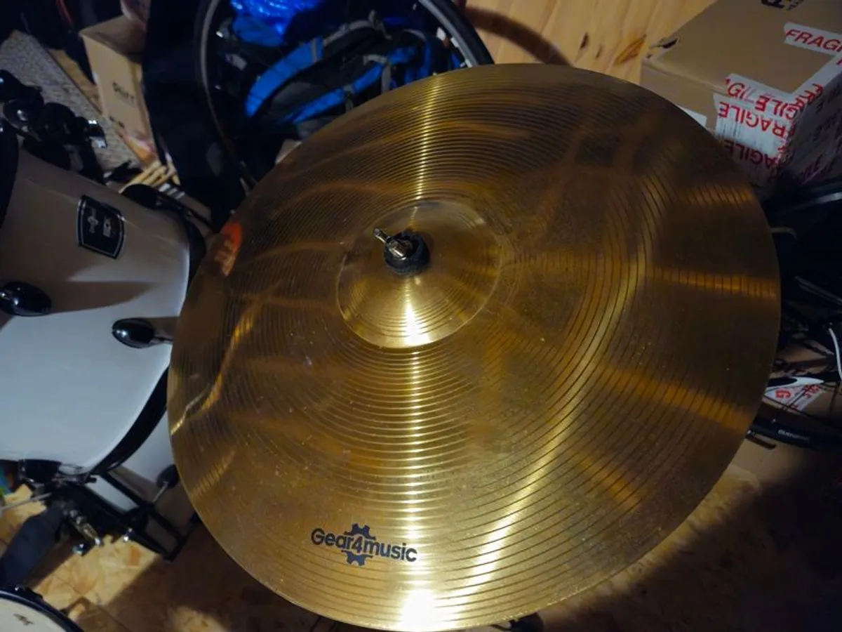 Beginner Drum Set - Full Kit! - Image 4
