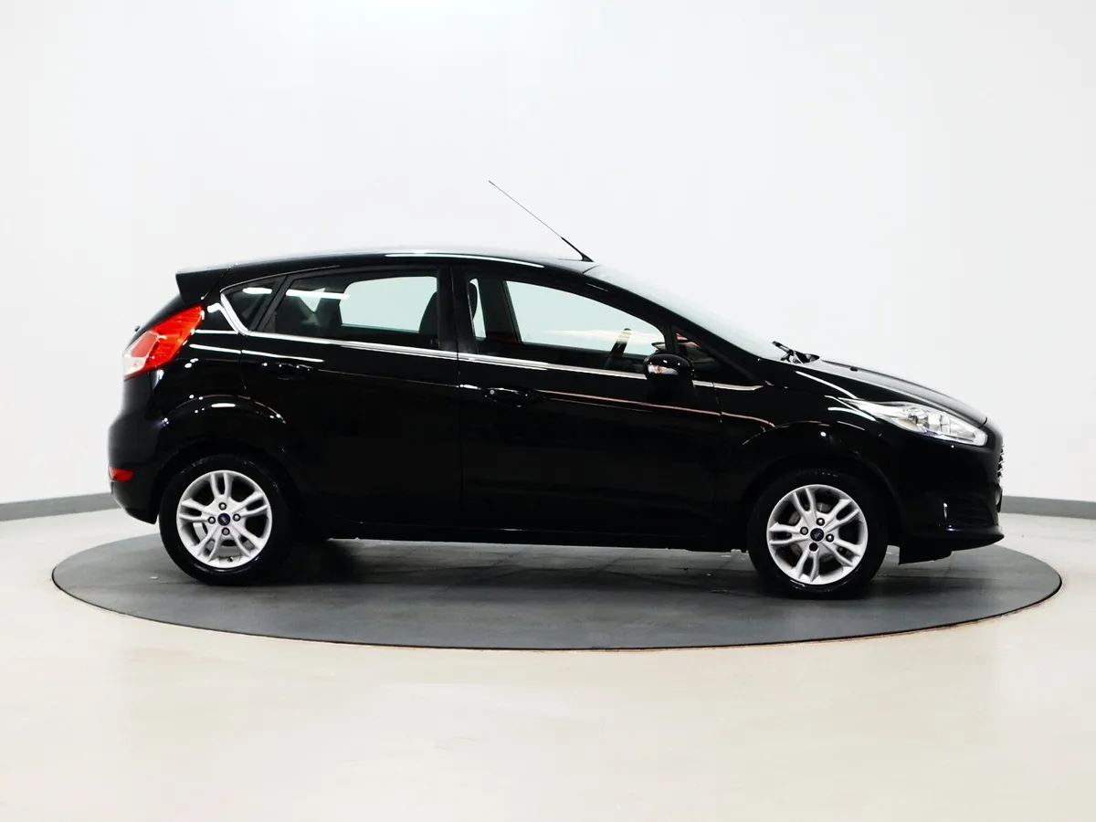 *48* 2016 Ford Fiesta 1.5tdci zetec - Image 3