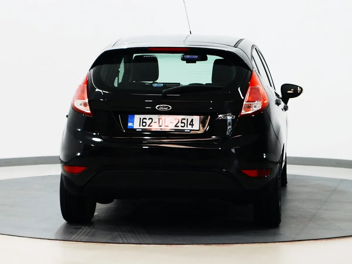 *48* 2016 Ford Fiesta 1.5tdci zetec - Image 4