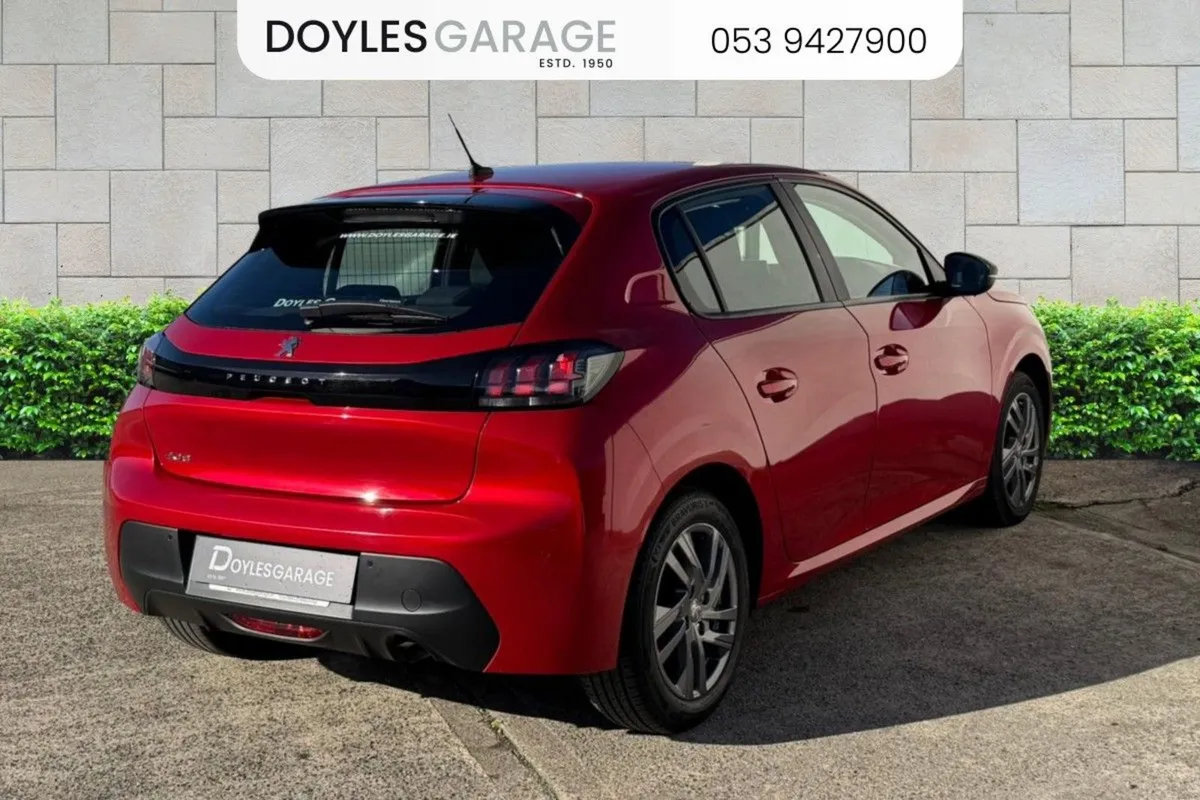 Peugeot 208 Active 1.2 Puretech Petrol 75bhp - Image 4