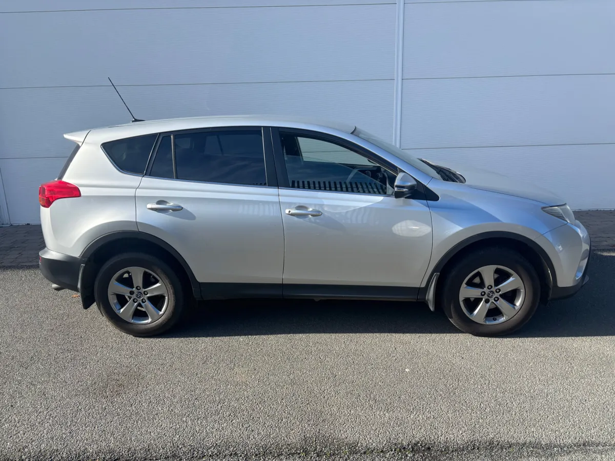 2015 TOYOTA RAV4 LUNA 2.0D4D FSH NCT - Image 3