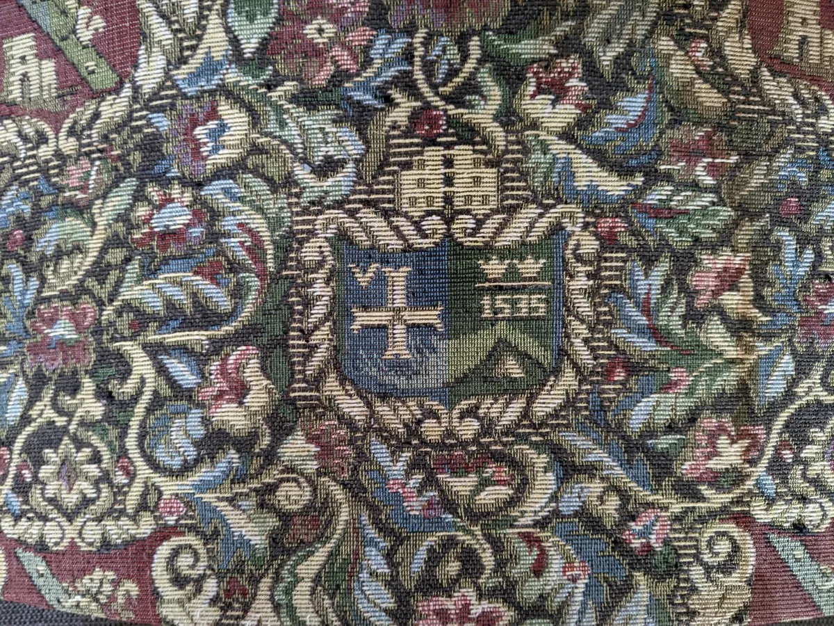 Vintage Tapestry Sewing Box - Image 2
