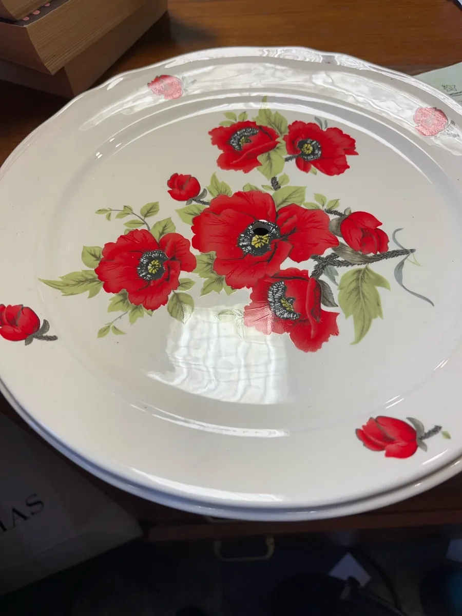 Cake stand - Image 1