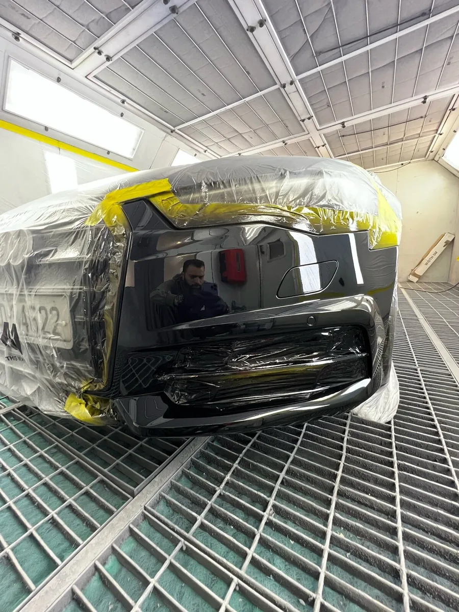 Car crash repair - Image 2