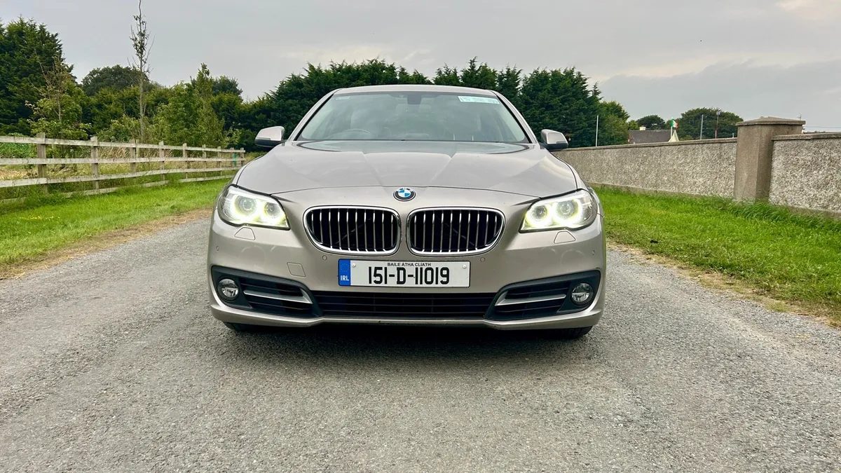 BMW 520D LCI F10 SE 2015 FULLY SERVICED, 2 KEYS - Image 4