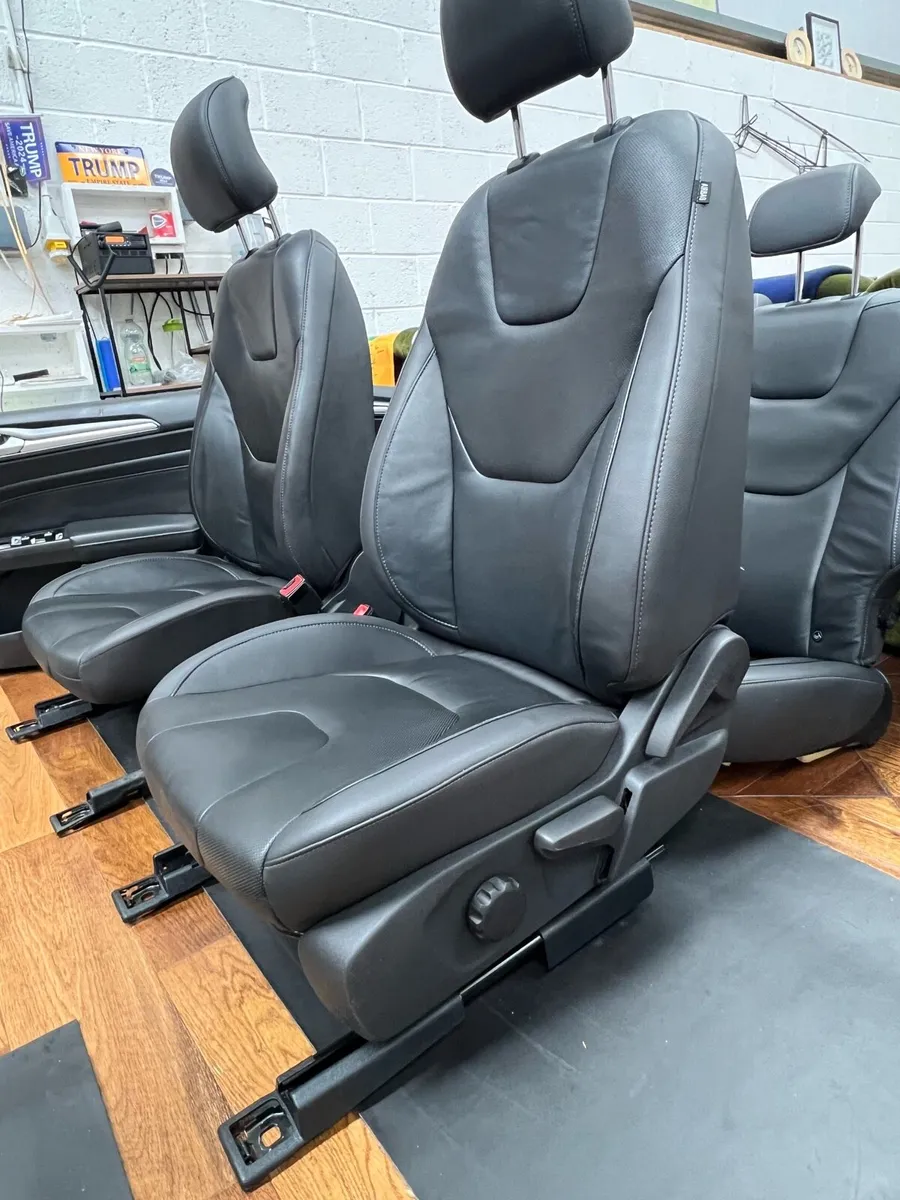 Ford mondeo mk5 leather heated seats - Image 3