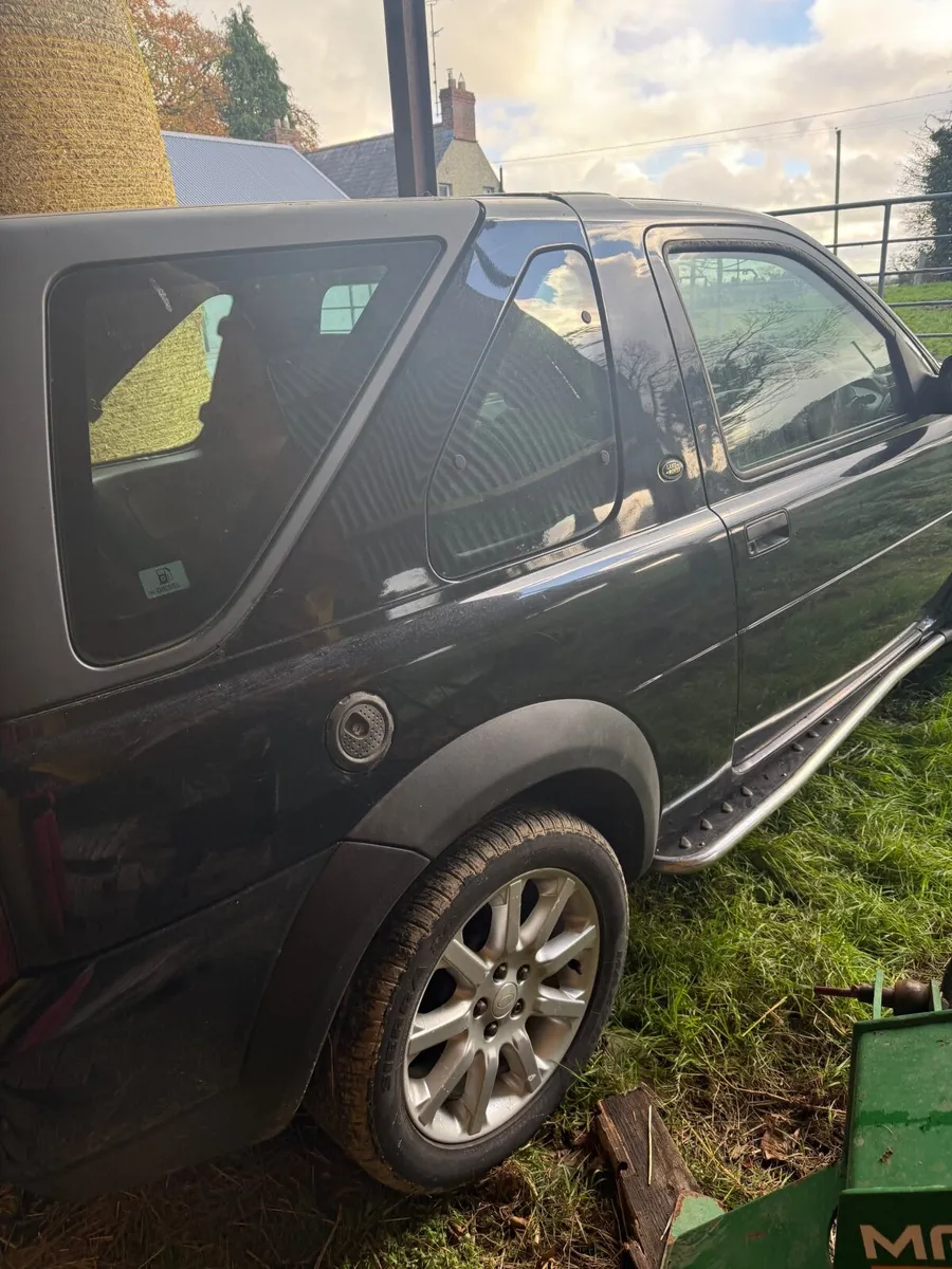 Land Rover Freelander 2004 - Image 2