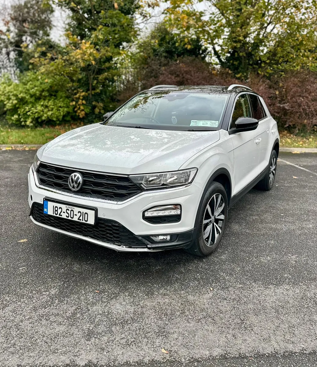 VOLKSWAGEN T-ROC DESIGN 1.0 TSI - Image 1