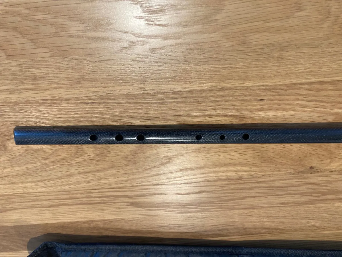 Carbony Low D whistle - Image 4