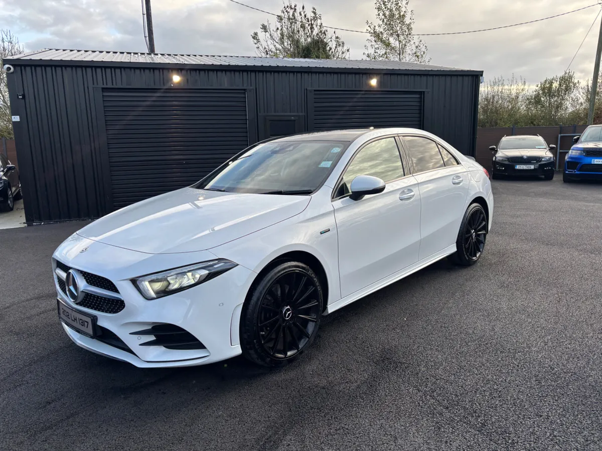 Mercedes-Benz A250e 1.3 Petrol Hybrid Auto 20 - Image 1