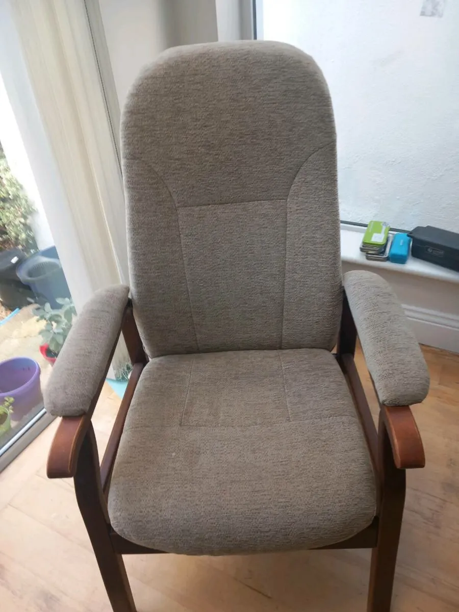 Armchair - Image 1