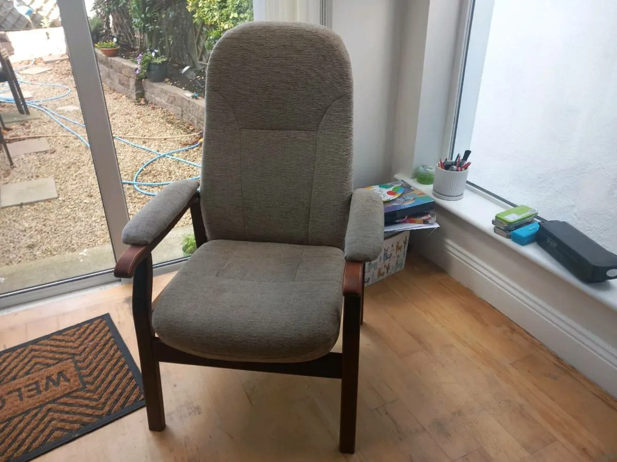 Armchair - Image 2