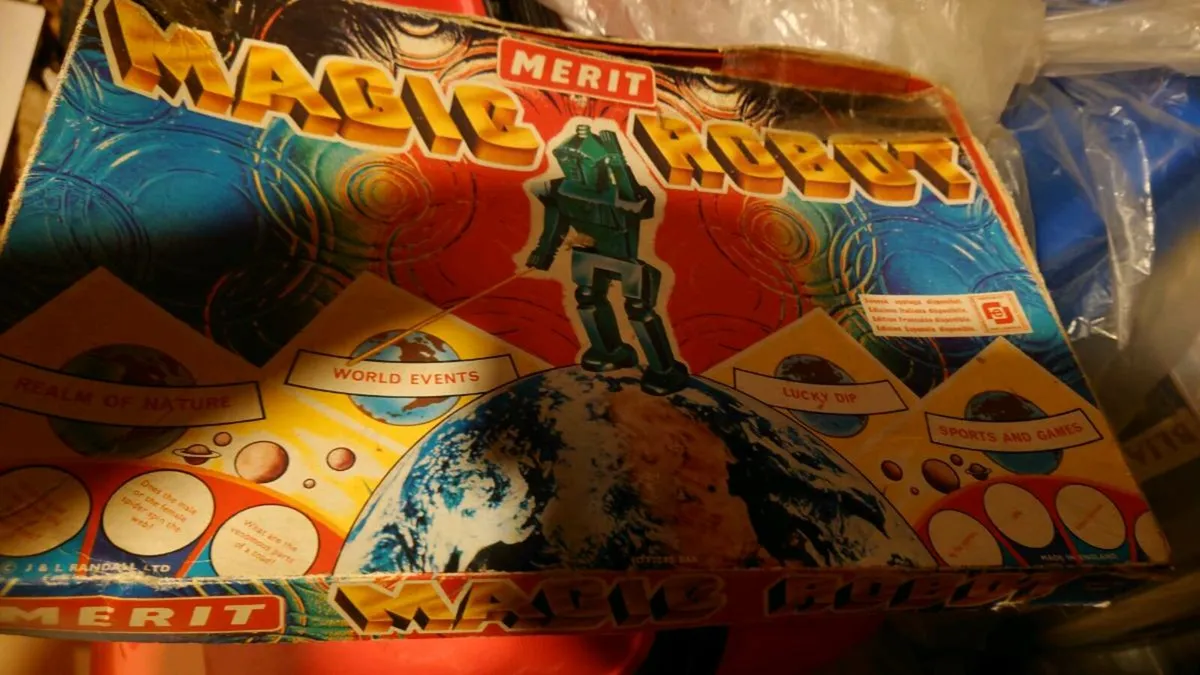 Vintage Toys - Image 1