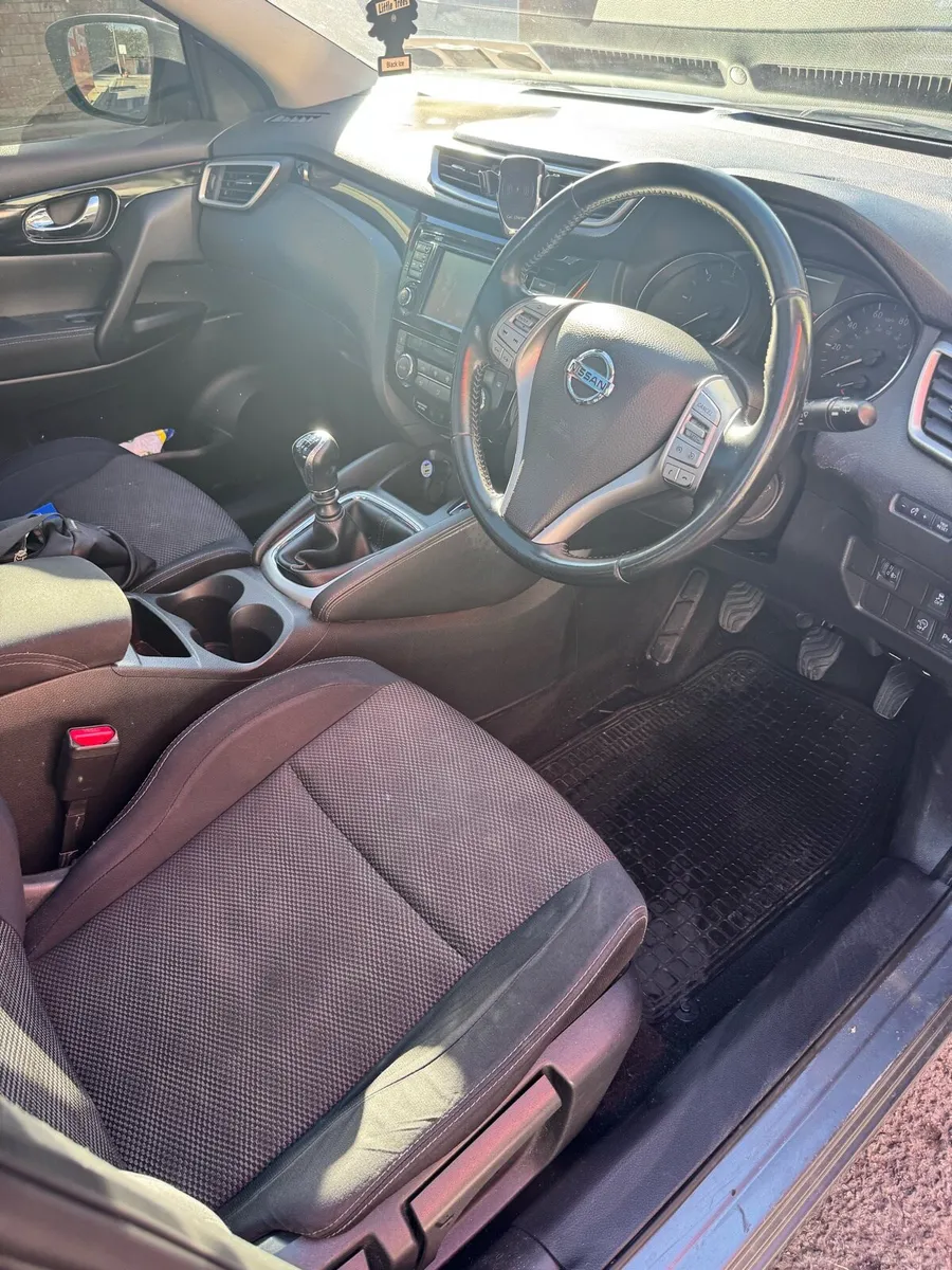 Nissan Qashquai - Image 2