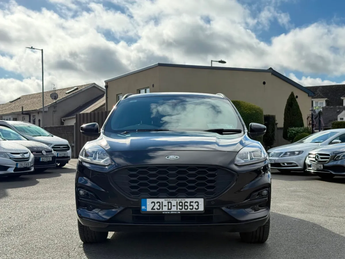Ford Kuga St-LINE 2.5PHEV 225BHP AUTO *HIGH SPEC* - Image 2