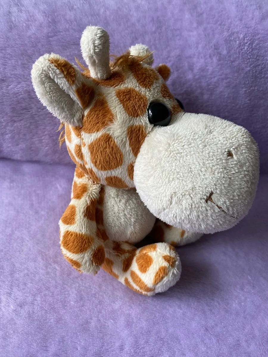 Cuddly Giraffe 🦒 Plush Toy for Kids - Image 2