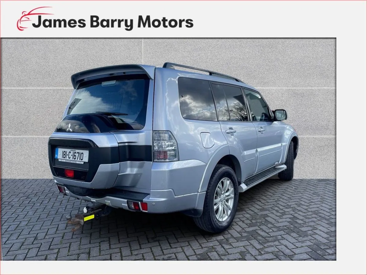 Mitsubishi Pajero  2026 Cvrt  Shogun 3.2 SG3 Di-d - Image 4