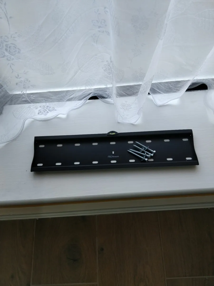 Television wall mounted brackets - Image 1