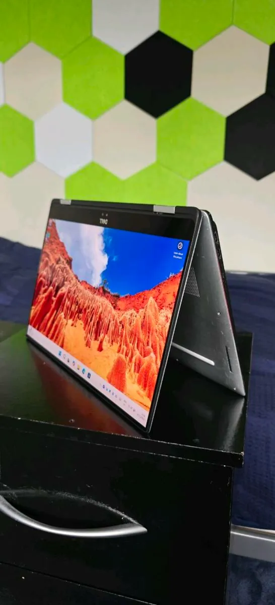Dell precision 5530 2in1 - Image 1