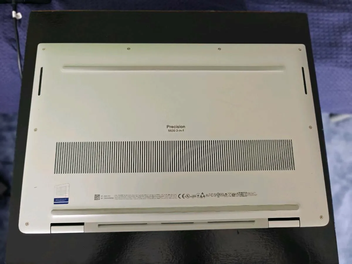Dell precision 5530 2in1 - Image 3