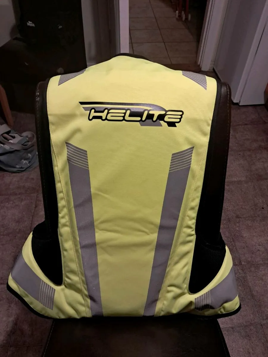 Helite turtle 2 airbag vest - Image 1