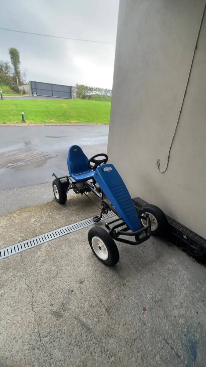 Berg go kart with loader and attachments - Image 1