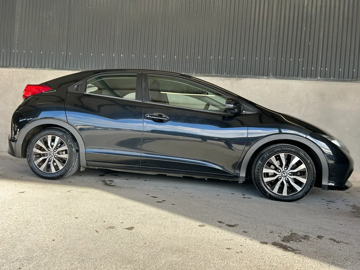 2014 Honda Civic 1.6 Diesel - Image 2