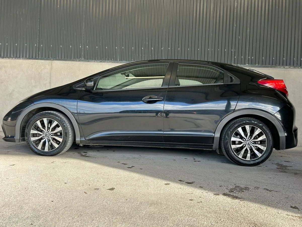 2014 Honda Civic 1.6 Diesel - Image 3