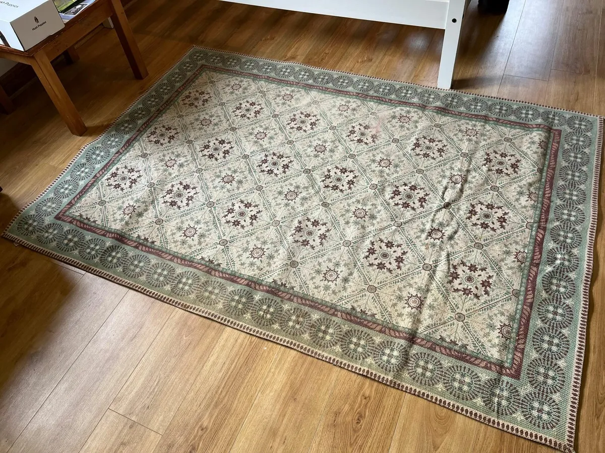2 rugs for only €10 - Image 2