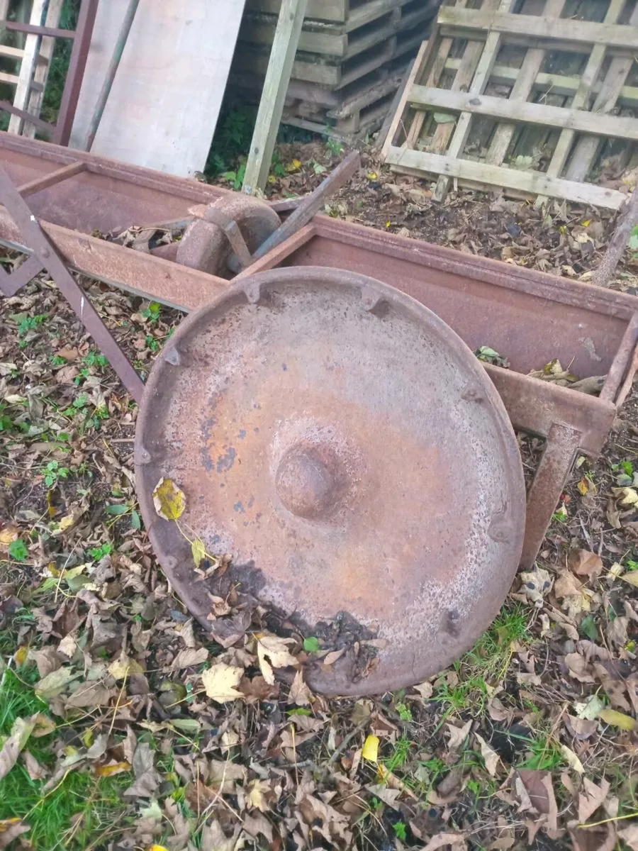 Metal this and that - Image 1