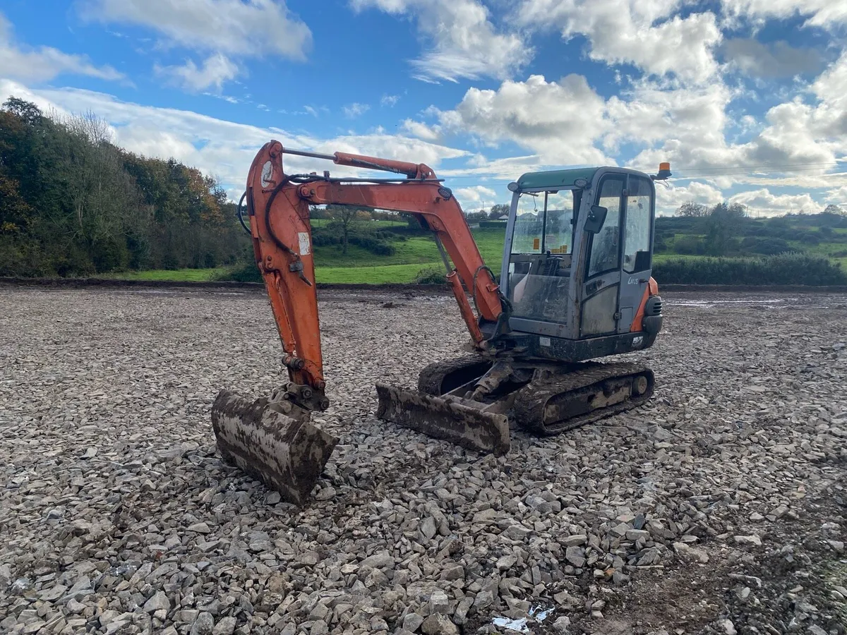 Hitachi Zaxis 30 LOW HOURS - Image 1