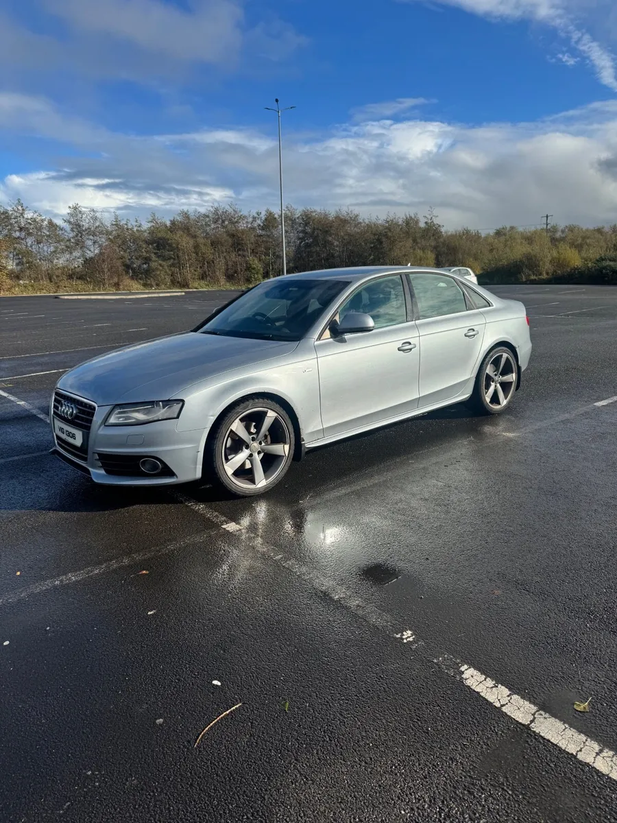 Audi A4 s line 2009 - Image 2