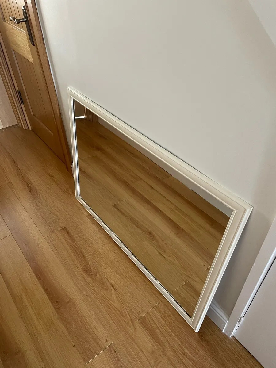 Mirror - Image 1