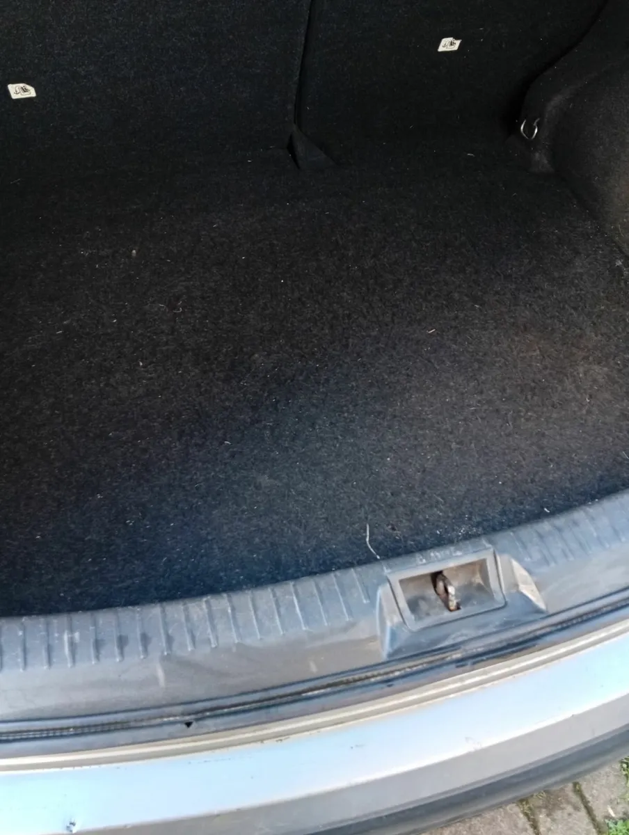 Nissan Qashqai 2009 - Image 4