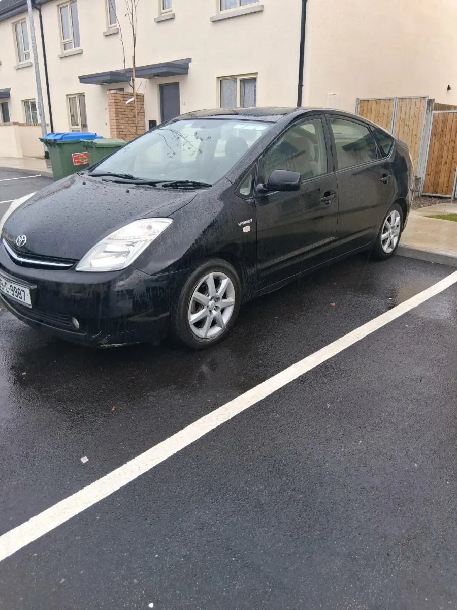 Toyota prius automatic  €2.500 - Image 1