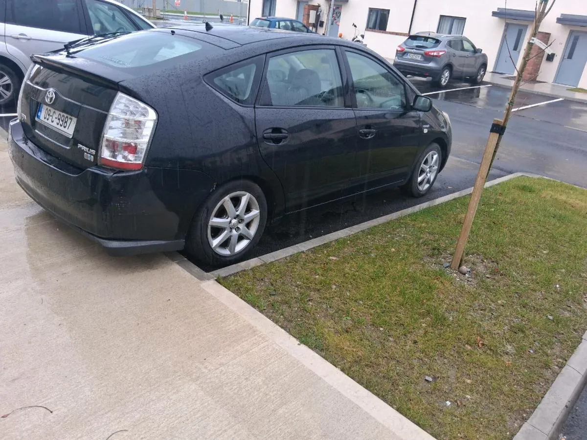 Toyota prius automatic  €2.500 - Image 3