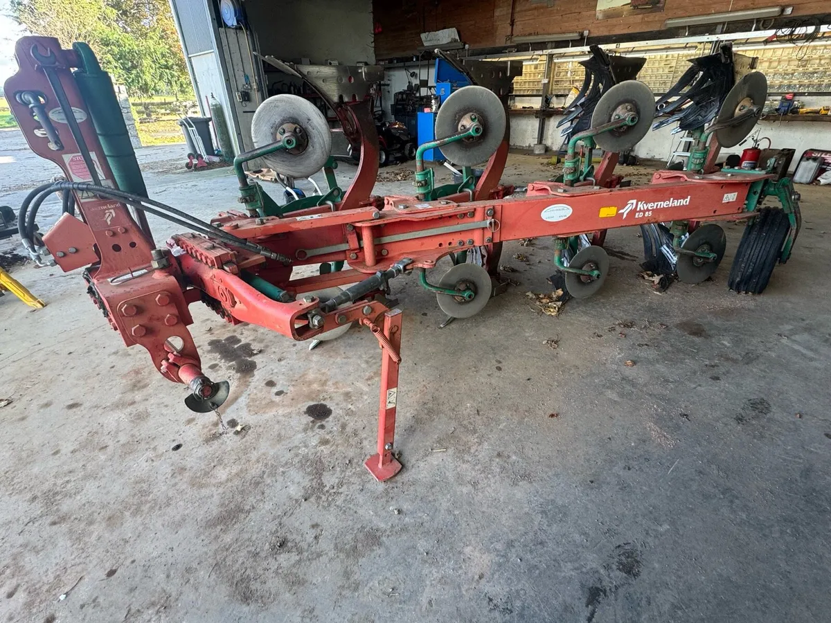 Machines for sale plough and tiller gps - Image 1