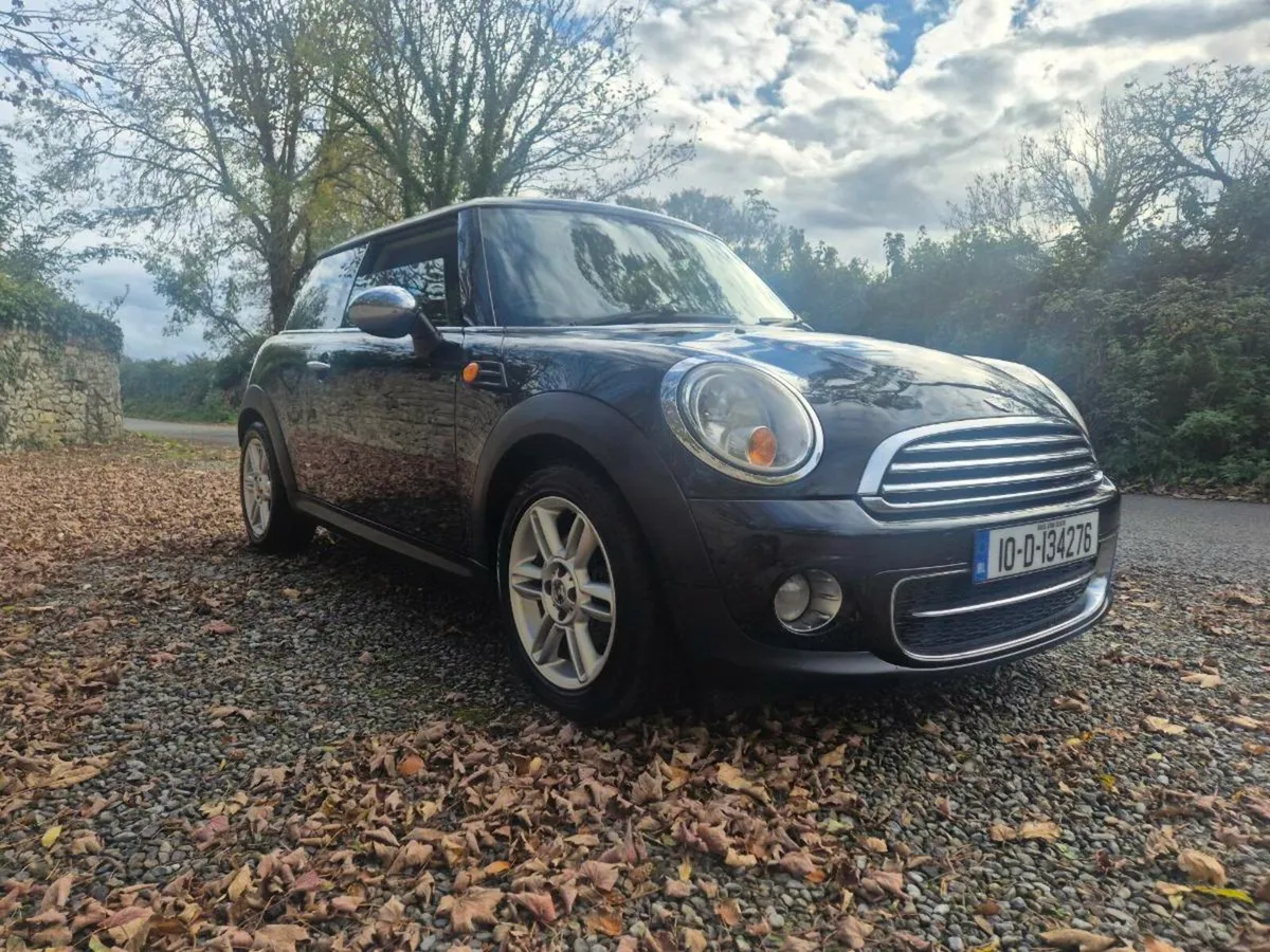 2010 Mini Cooper D - Image 1